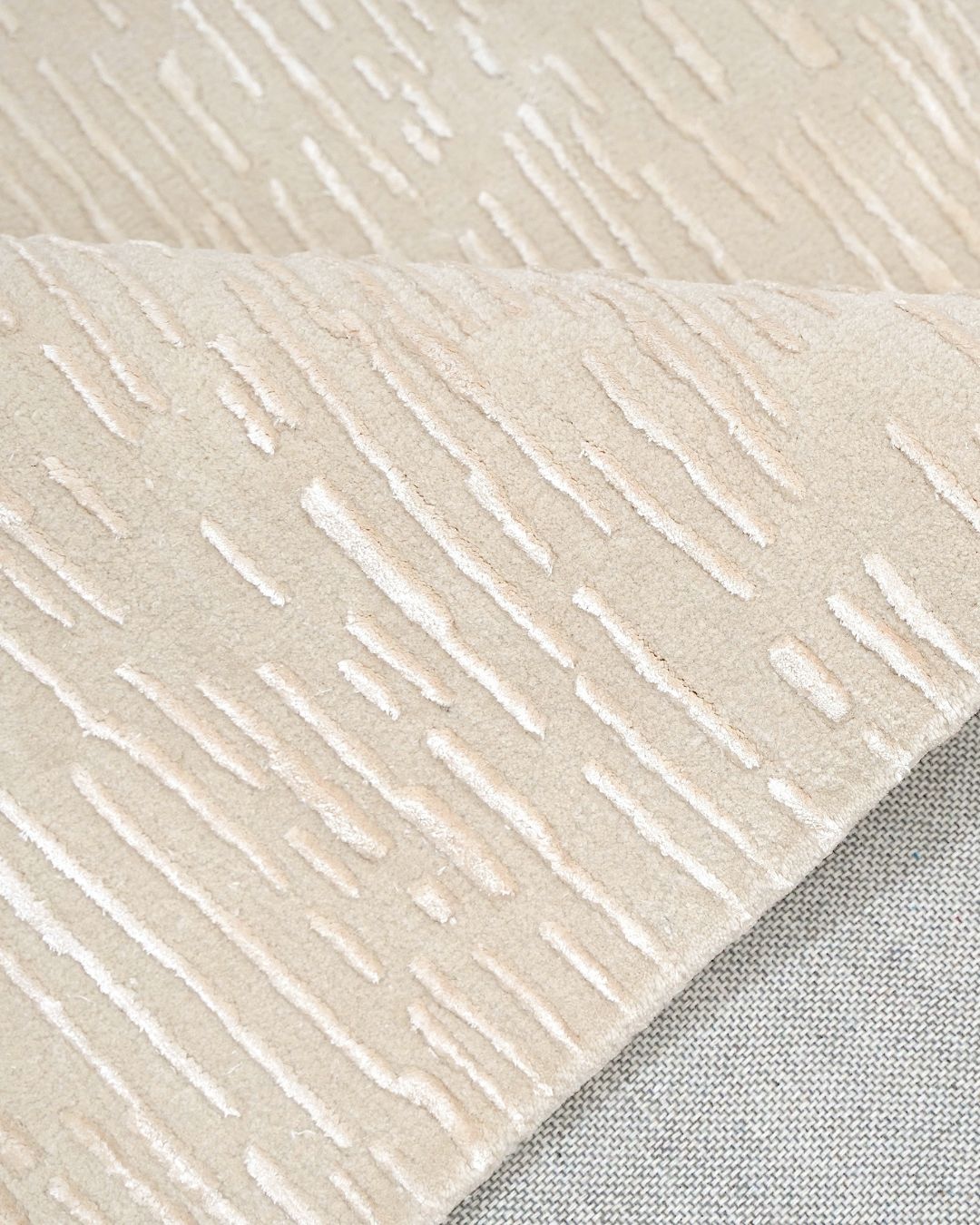 Cabella Wool & Silk Rug / Flax