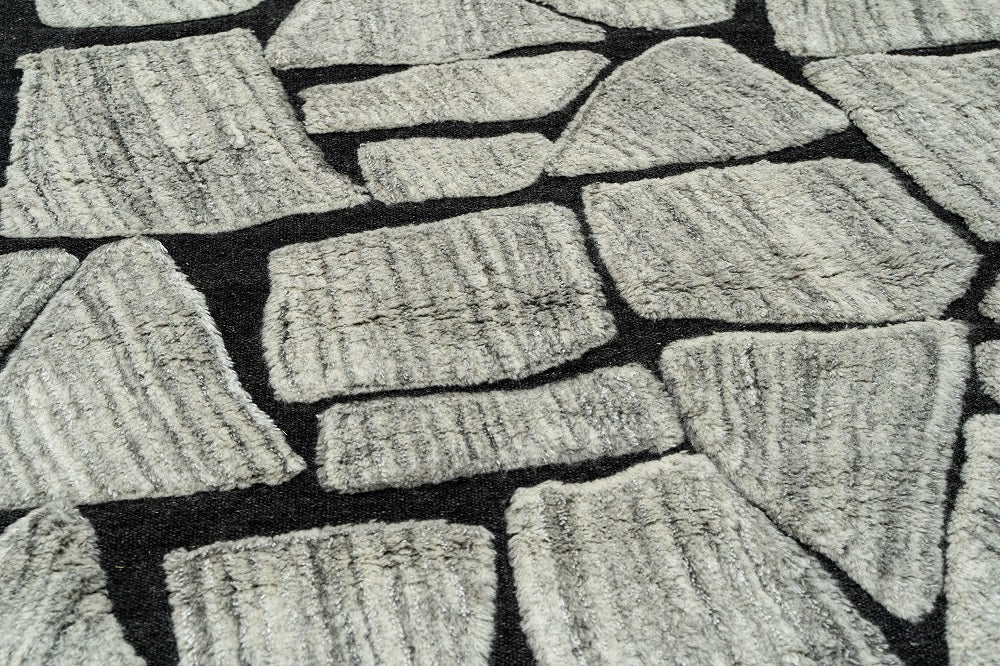 Ilk Wool Rug